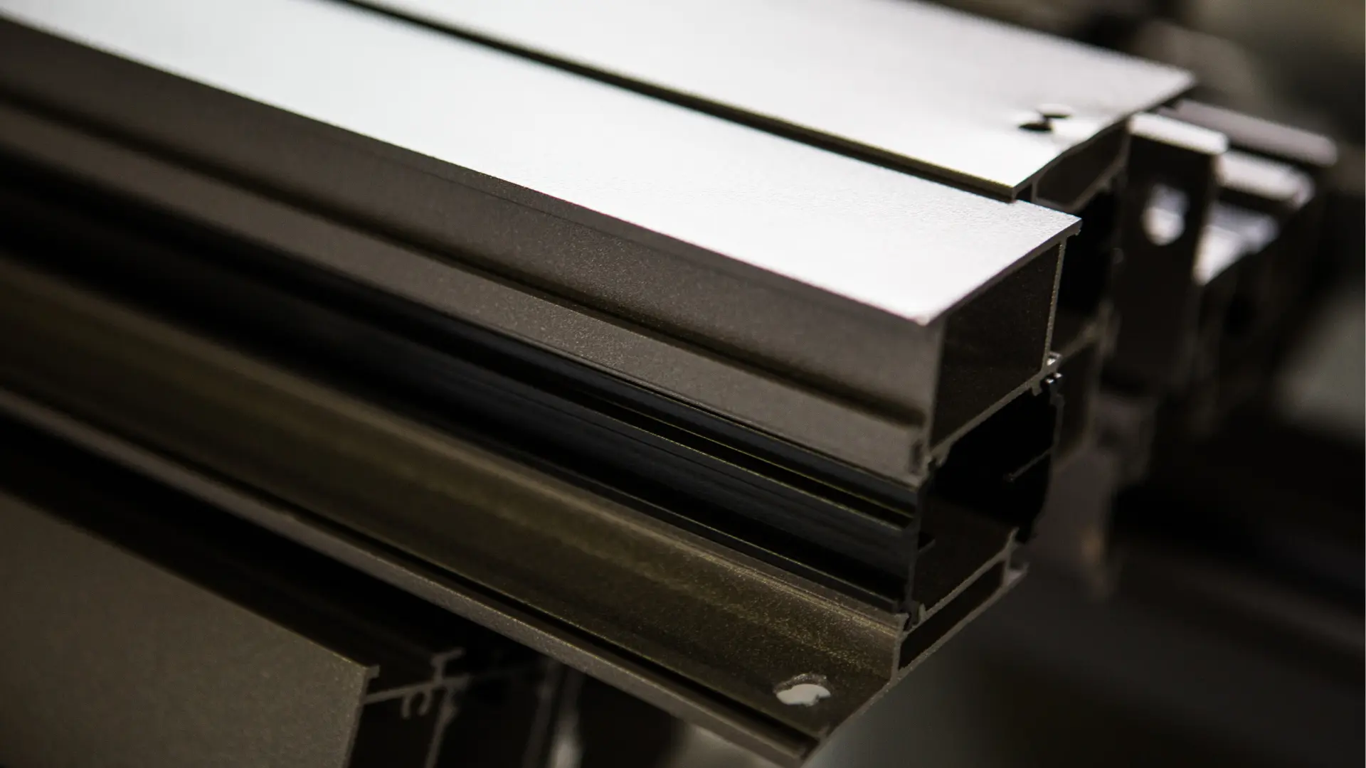 Professional aluminum surface treatments and finishing options